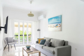Alimos Sun-filled apartment